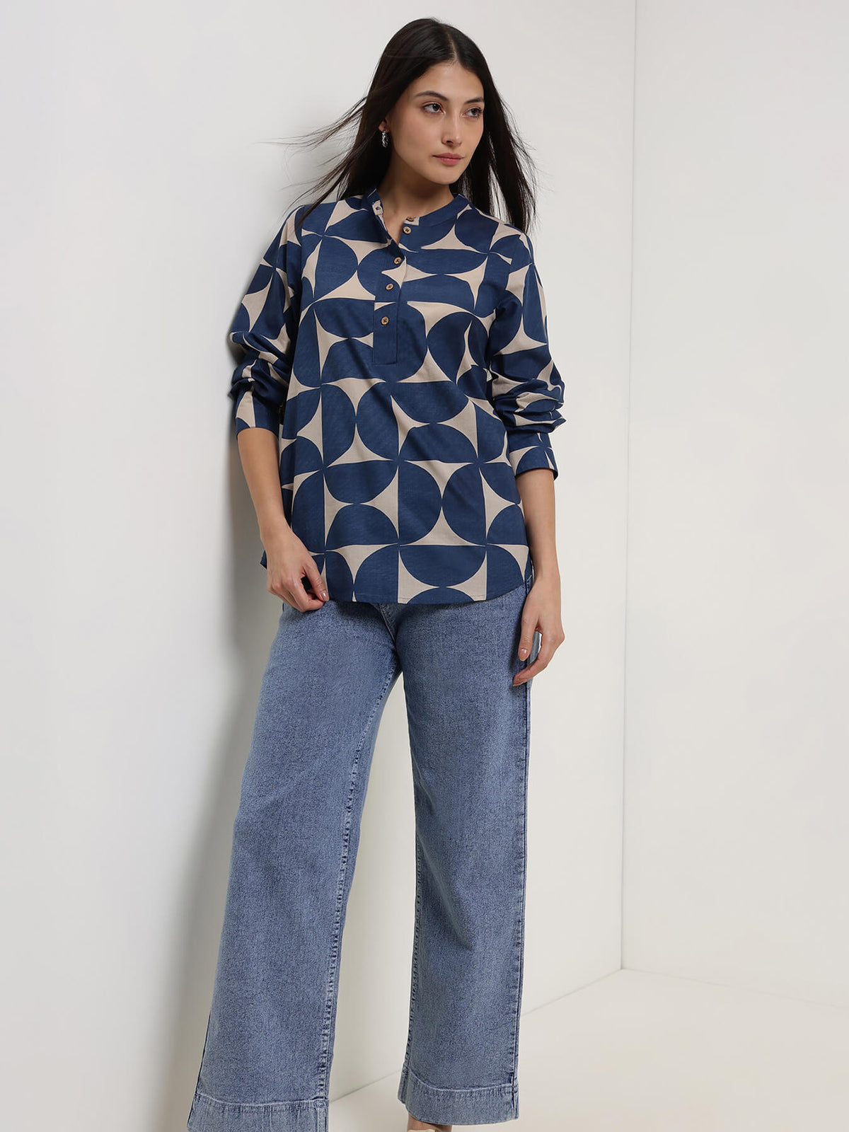 Cotton Geometric Top - Beige & Blue